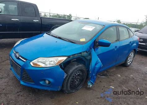 2012 Ford Focus Se z USA, uszkodzony, nr VIN 1FAHP3F23CL447469